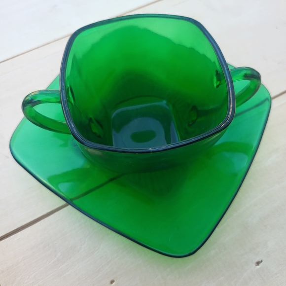 2pc Vtg Anchor Hocking Firest Green Charm Glassware~ Sugar Bowl Cup/Saucer Set - Picture 3 of 3